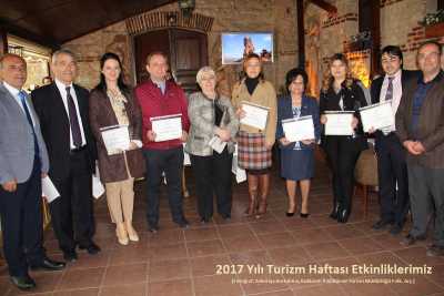 2017 Yılı Turizm Haftası 2. Yöresel Ev Yemekleri Yarışması (Jüri Üyelerine Teşekkür Belgesi Verilmesi)